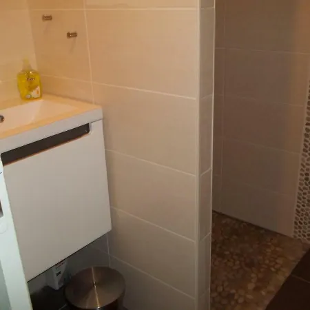 Maison Acces Direct A La Holiday home *